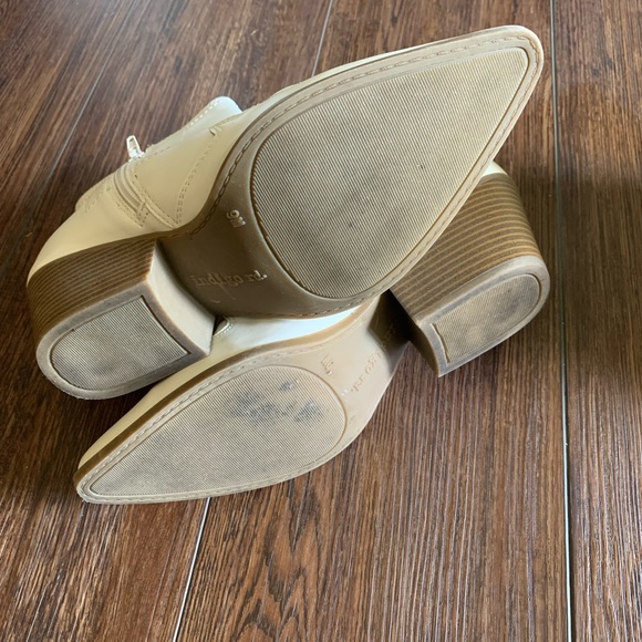 ❤️👢Indigo Rd. Booties - Picture 5 of 6